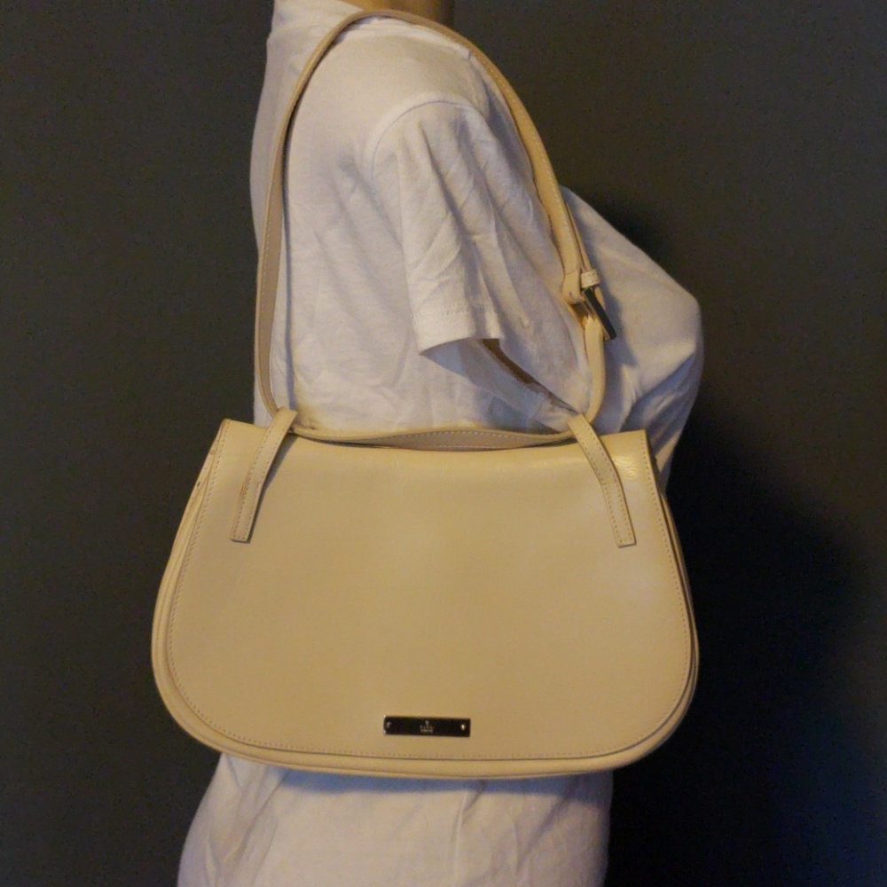Women's Gucci Shoulder Bag-Vintage Gucci Bag